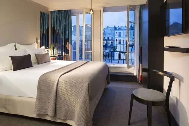 Spa, Deluxe, Double Bed, Balcony، Les Matins de Paris 3/10