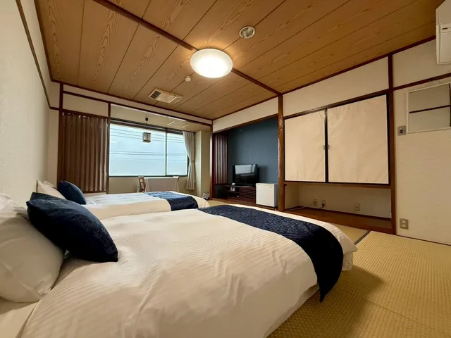 غرفة ديلوكس بغرفة نوم واحدة، New Makomo Hotel 1/2