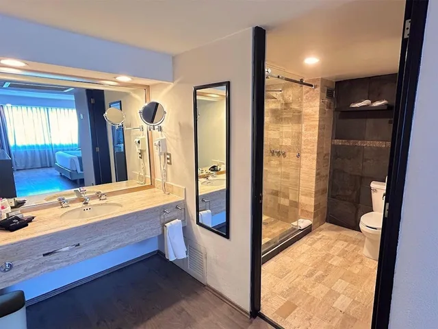جناح رئاسي بسرير كينج بمنطقة جلوس، Grand Cantalagua Hotel Morelia, BW Signature Collection 6/6