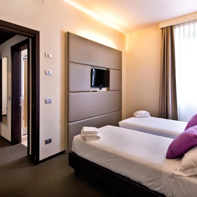 غرفة متصلة بسرير مزدوج، HOTEL CENACOLO(formerly Ora Hotel Cenacolo) 1/10