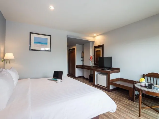 غرفة سوبيريور بسريرين منفصلين بإطلالة على المدينة، Savotel 3/7