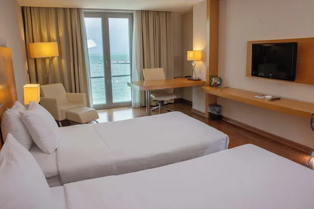 غرفة ديلوكس بسرير كينج بإطلالة على الجبل بغرفة نوم واحدة، Anemon Ordu Otel 1/4