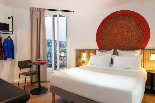 Standard, Double Bed, HOTEL SAINT MARCEL 2/10