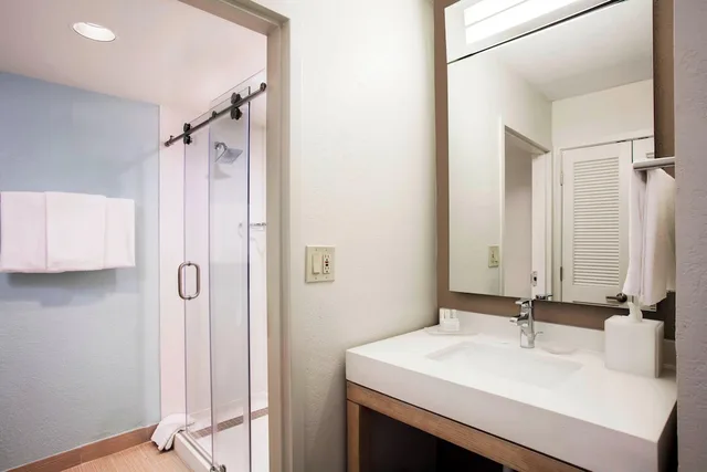 studio, multiple beds، Courtyard Fort Lauderdale Coral Springs 5/6
