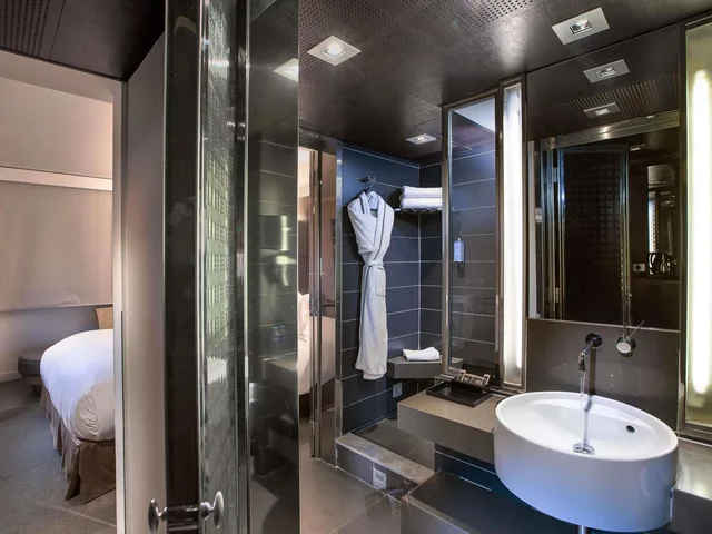 غرفة كلوب فاخرة بسرير كينج بإطلالة على المدينة، Sofitel Algiers Hamma Garden 5/7