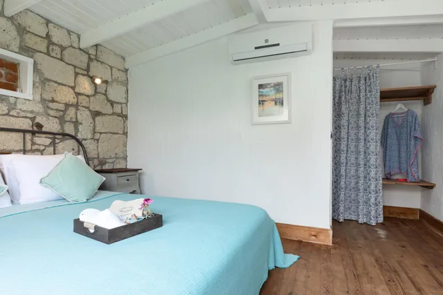 غرفة بسرير مزدوج بشرفة، Deniz Kabugu Otel 1/3