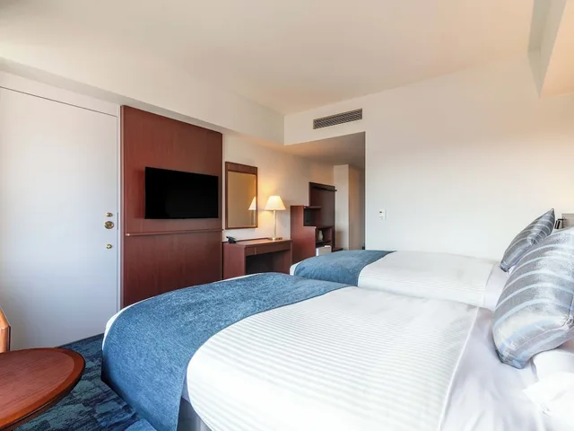 Renovated, Connecting, 4 Beds, Twin Beds, Art Hotel Kashima Central 3/5