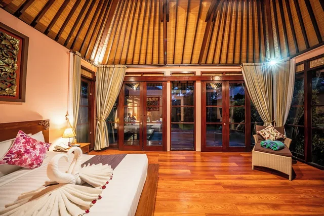 فيلا بسرير كوين بغرفة نوم واحدة بمسبح خاص، THE KAMPUNG UBUD VILLA 4/10