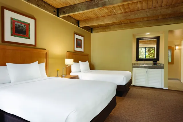 غرفة بغرفتين مع أريكة مع أريكة، Doubletree Resort By Hilton Paradise Valley - Scottsdale 2/7