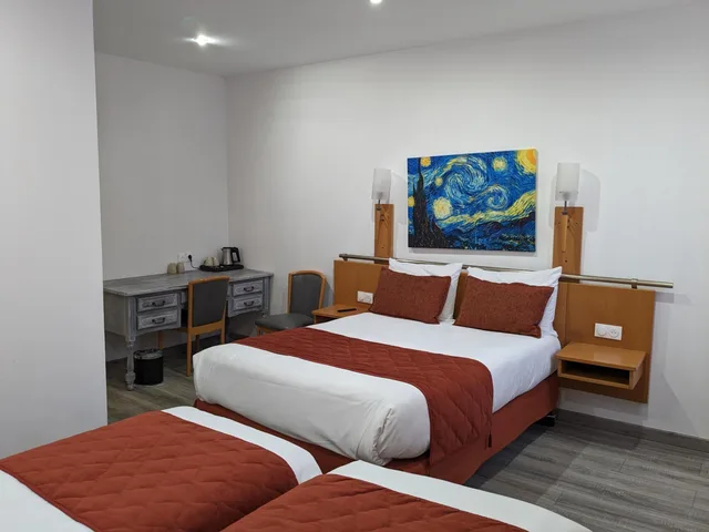 غرفة كلاسيكية رباعية، Morand Hotel 3/6