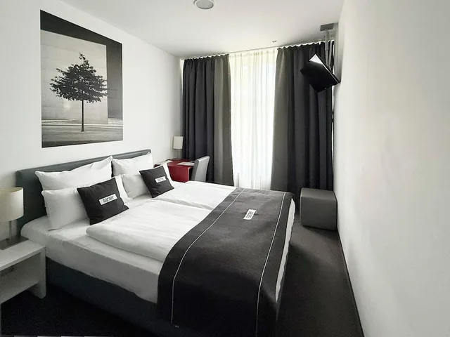 غرفة قياسية بسرير فردي، Garner Hotel Berlin - Gendarmenmarkt by IHG 5/13