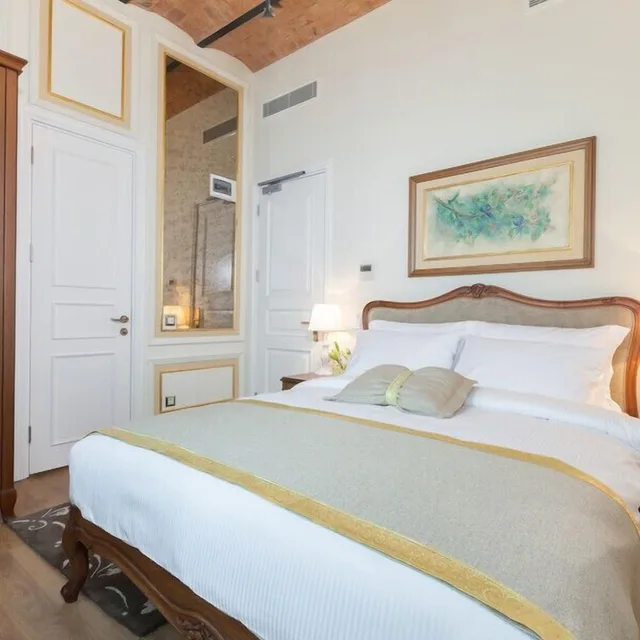 غرفة قياسية بسرير مزدوج، Pera Parma Hotel 2/9