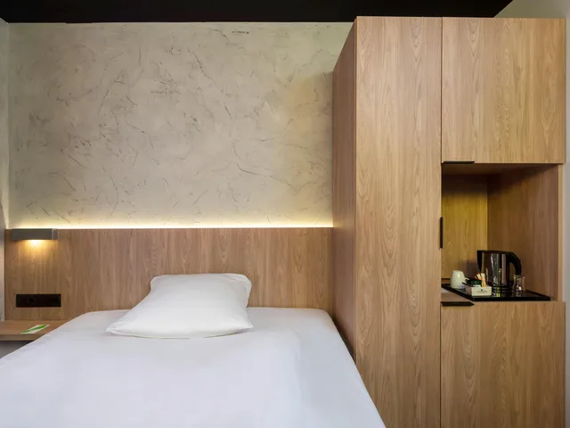 غرفة عائلية، Ibis Styles Dresden Neustadt 5/10