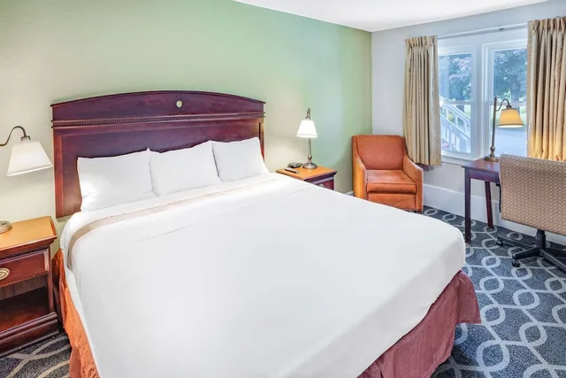 غرفة قياسية بسرير كينج، Travelodge by Wyndham Great Barrington Berkshires 6/10