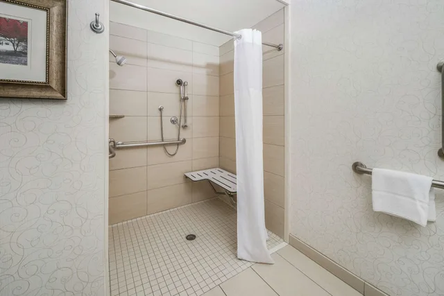 Studio, King Bed, Accessible, Hampton Inn And Suites Tulsa Catoosa 3/3