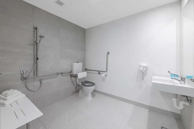 Standard, Double Bed, Accessible, Best Western Queen Victoria Market Hotel 3/3