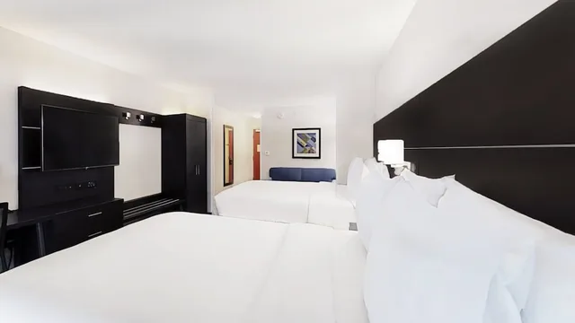 غرفة قياسية بسريرين كوين، Holiday Inn Express New Orleans East 4/6