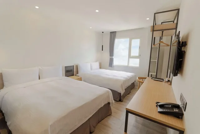 غرفة قياسية رباعية بسريرين مزدوجين، Green Hotel - Chiayi 2/4