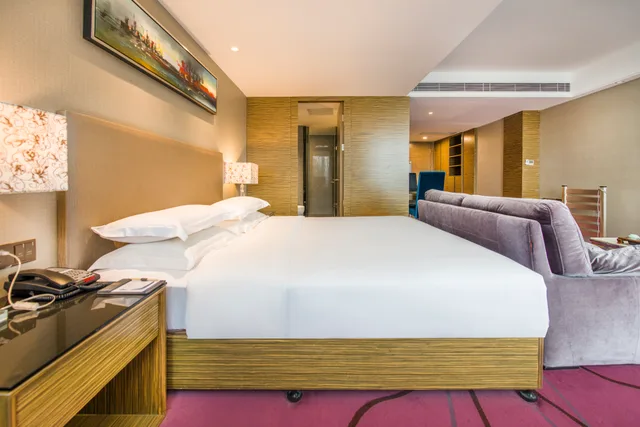 جناح بسرير كينج، La Perle International Hotel 2/4