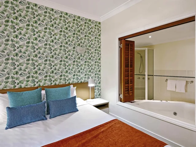 2 Bedrooms, Apartment, King and Queen Bed, Dual Key، Mantra on the Inlet Port Douglas 2/4