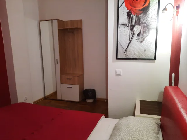 غرفة بسرير مزدوج بحمام مشترك، Lorf Hostel&Coffee 3/5