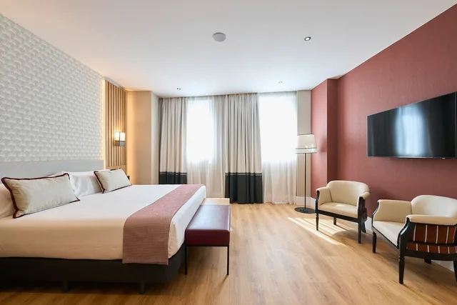 جناح جونيور ديلوكس مفردة بسرير مزدوج بمسبح خاص، Hotel Catalonia Ramblas 3/6