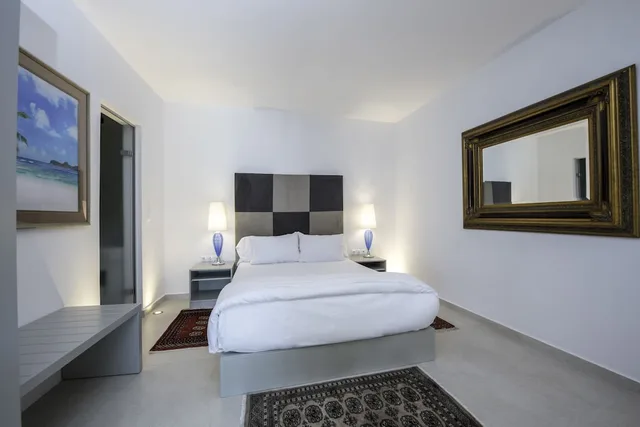 فيلا غراند ديلوكس بسرير كينج بإطلالة على البحر بغرفتي نوم بمسبح خاص، Smy Mykonos Suites Villas 2/4
