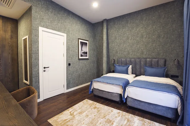 شقة جونيور بسرير مزدوج مع أريكة، Port Rivoli Baku Hotel 3/10