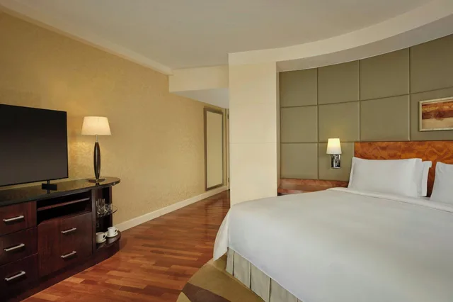 غرفة بسرير كينج، The Park Tower Knightsbridge, a Luxury Collection Hotel, London 4/8