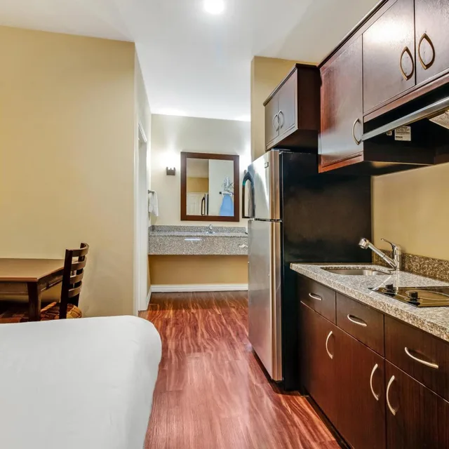 غرفة ديلوكس بسرير مزدوج، Americas Best Value Inn - Houston / Fm 529 4/6