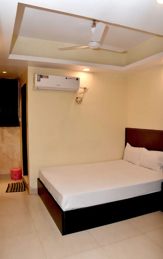 غرفة ديلوكس بسرير مزدوج، Oyo 9193 Hotel Maple 5/9
