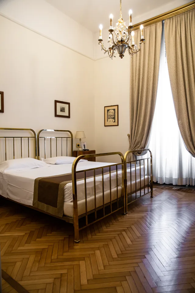 غرفة كلاسيكية بسرير مزدوج، Vittoria Hotel 1/3