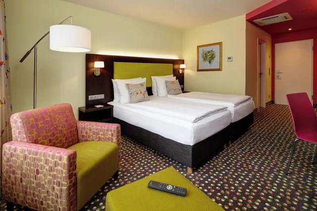 غرفة سوبيريور، Trans World Hotel Kranichhohe 2/4