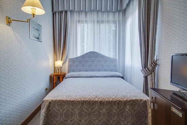 غرفة مفردة، Hotel La Meridiana 1/6