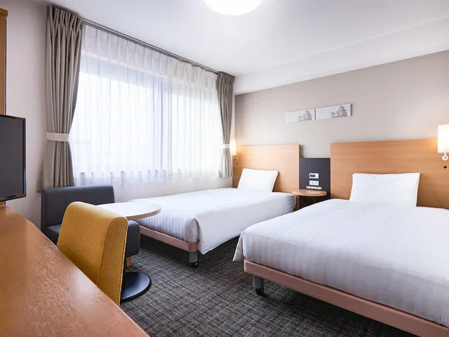 غرفة قياسية بسريرين منفصلين، Comfort Hotel Himeji 1/7