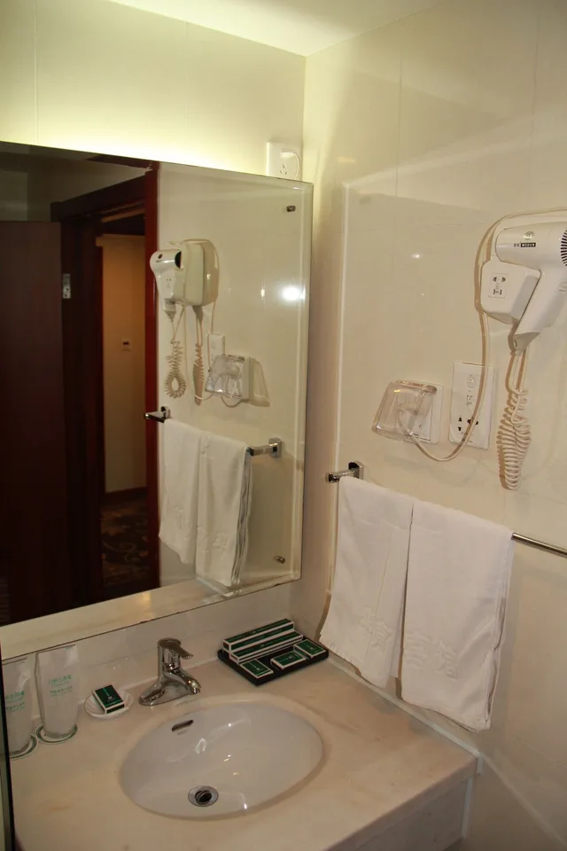 غرفة قياسية بسريرين منفصلين، King Parkview Hotel 5/5