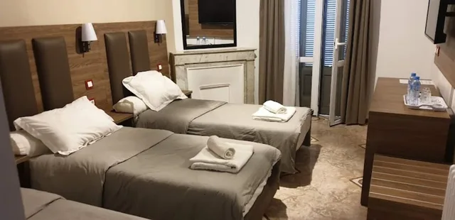 غرفة كومفورت ثلاثية بثلاثة أسرّة، Samir Hotel 2/4