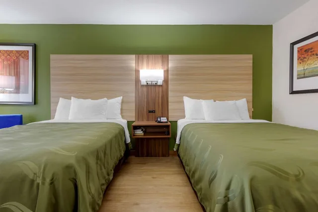 غرفة قياسية بسريرين مزدوجين، Quality Inn Walterboro I-95 3/7