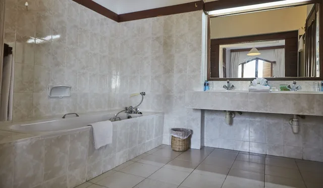 3 Bedrooms, Apartment, 3 Double Beds, Tamarind Village Apartments 4/4