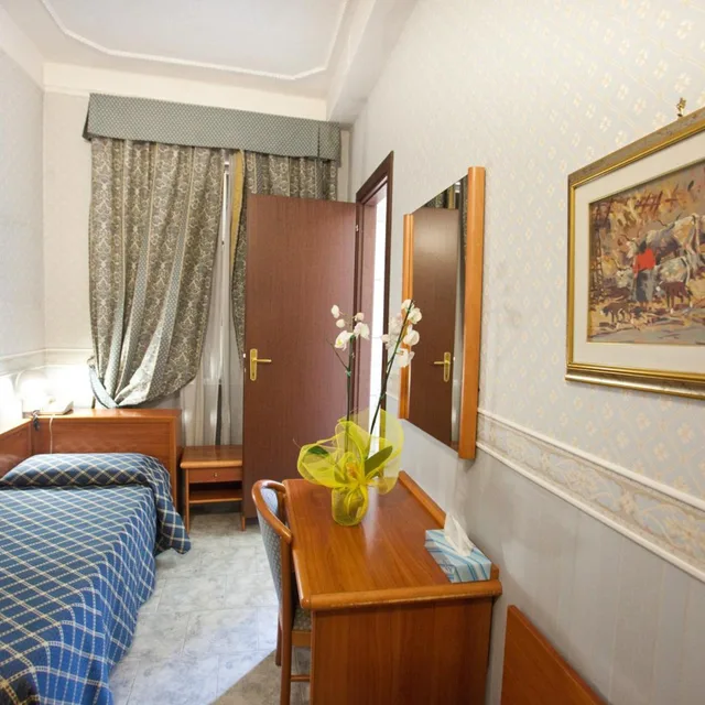 Room, Single, Hotel Emmaus 7/13