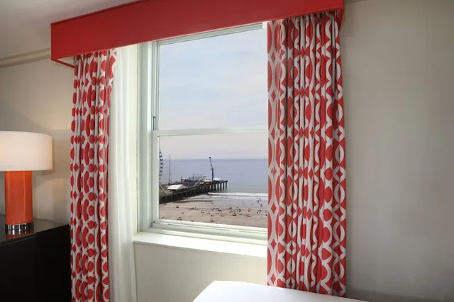 Deluxe, 2 Queen Beds, Resorts Casino Hotel Atlantic City 7/8