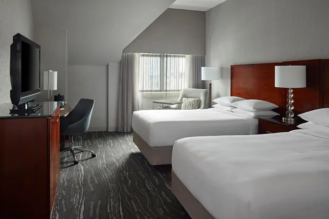 غرفة كلوب بسريرين مزدوجين، Halifax Marriott Harbourfront Hotel 1/9