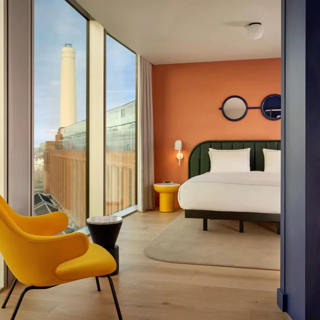 جناح بغرفتي نوم، Art otel London Battersea power station powered by Radisson Hotels 1/2