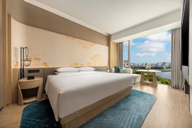 Premium, Single Bed, HUALUXE Resort Beihai Silver Beach by IHG 1/2