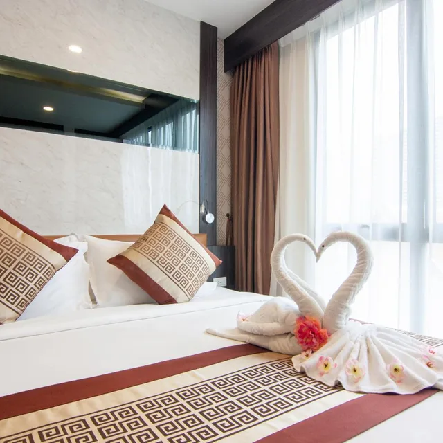جناح بسرير كينج بإطلالة على البحر، Golden Jomtien Beach Hotel 5/10