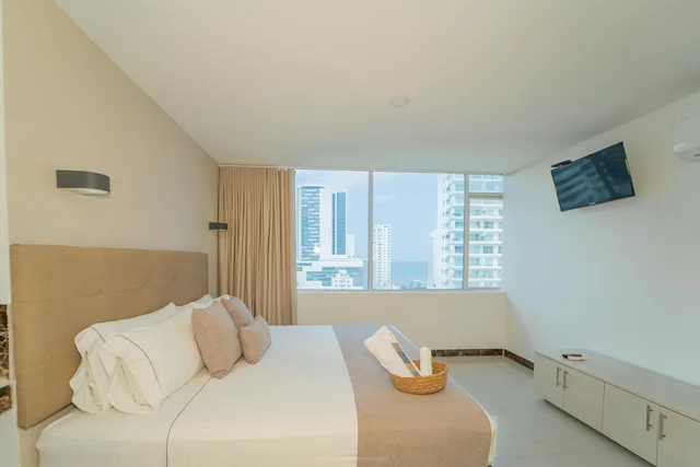 غرفة سوبيريور عائلية بإطلالة جزئية على البحر، La Gran Via Hotel 2/10