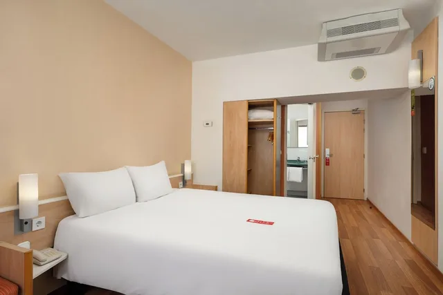 غرفة بسرير مزدوج، Ibis Budapest City 1/8