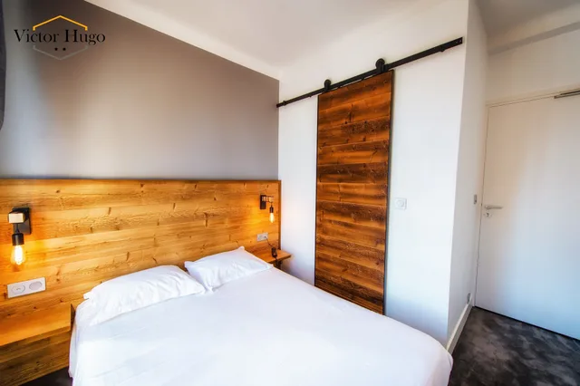 كابينة بسرير كوين، Hotel Le Victor Hugo 1/4