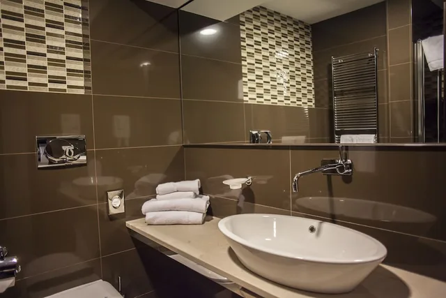 غرفة اقتصادية مفردة بسرير مزدوج في الطابق الأرضي، Just Hotel Lomazzo Fiera 4/6