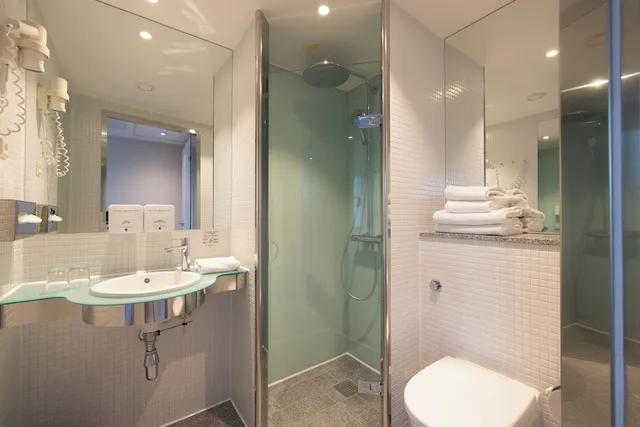Superior, Single, Double Bed, Imperial Hotel 6/9